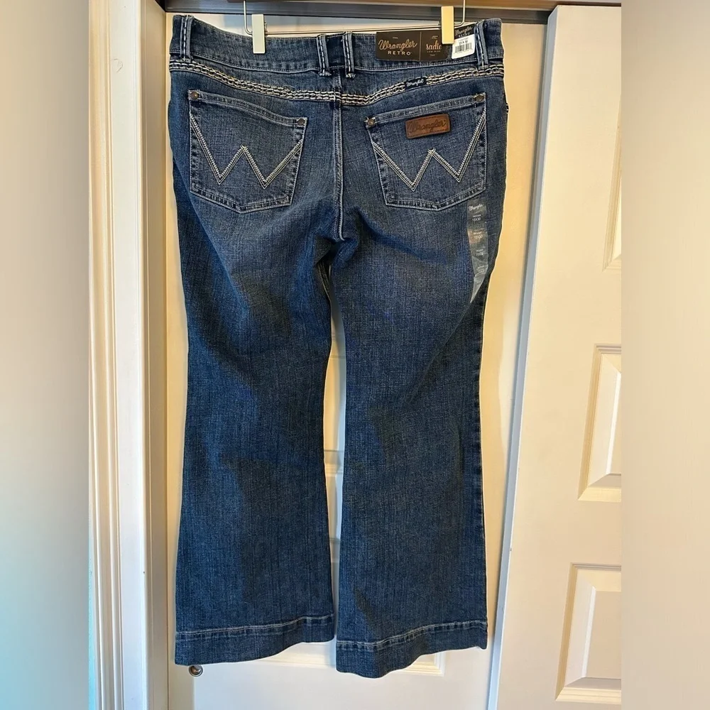 NEW Wrangler Womens Retro Sadie Low Rise Bootcut Jeans Embroidered 13/30 Western